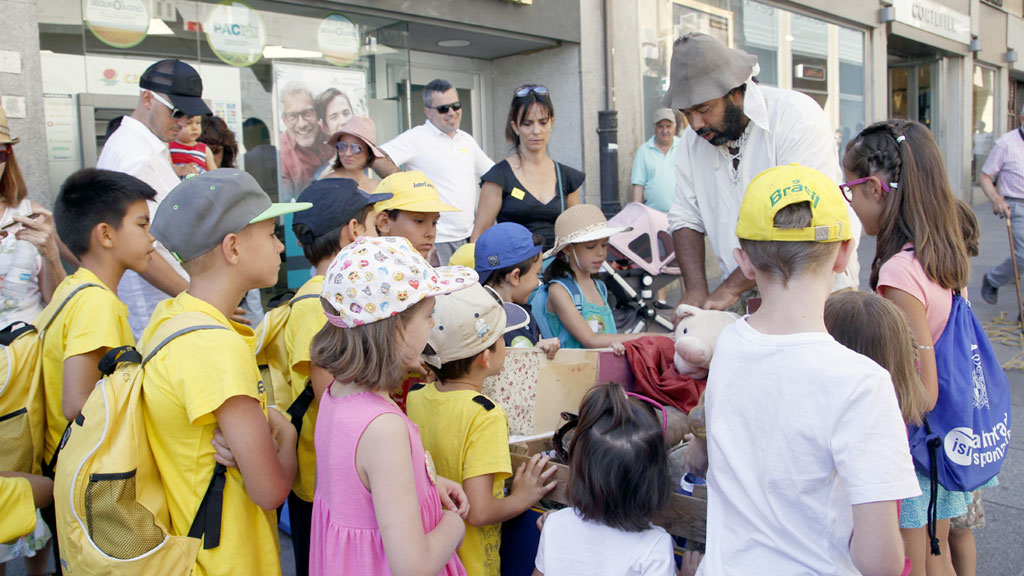 el Arriero Claudio en una de sus visitas teatralizadas