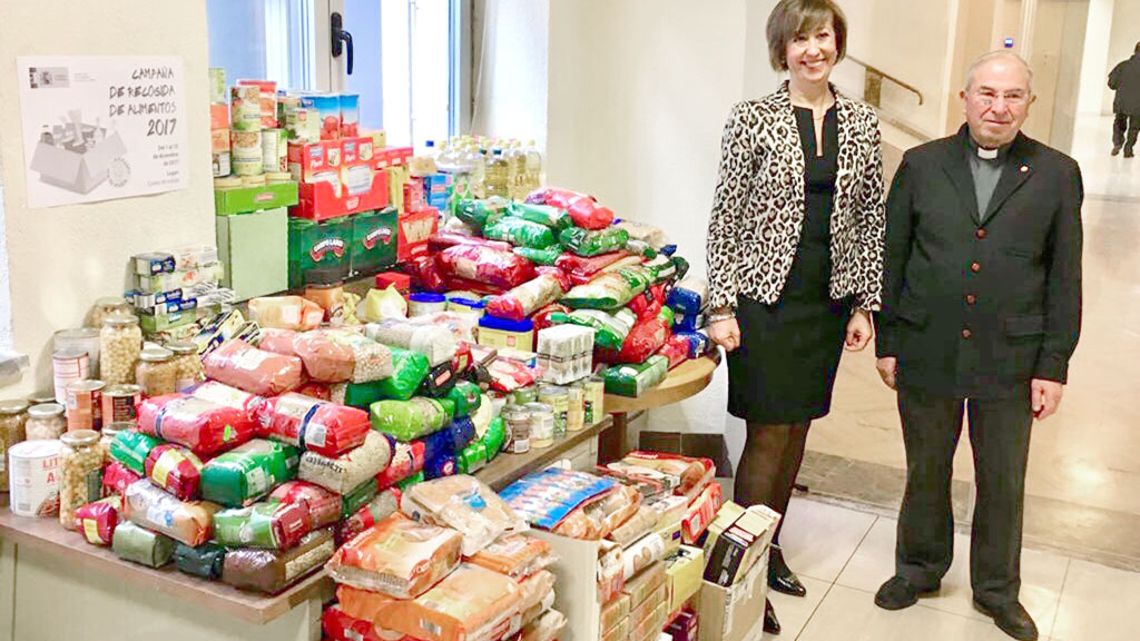 Alimentos de la Subdelegación para Cáritas