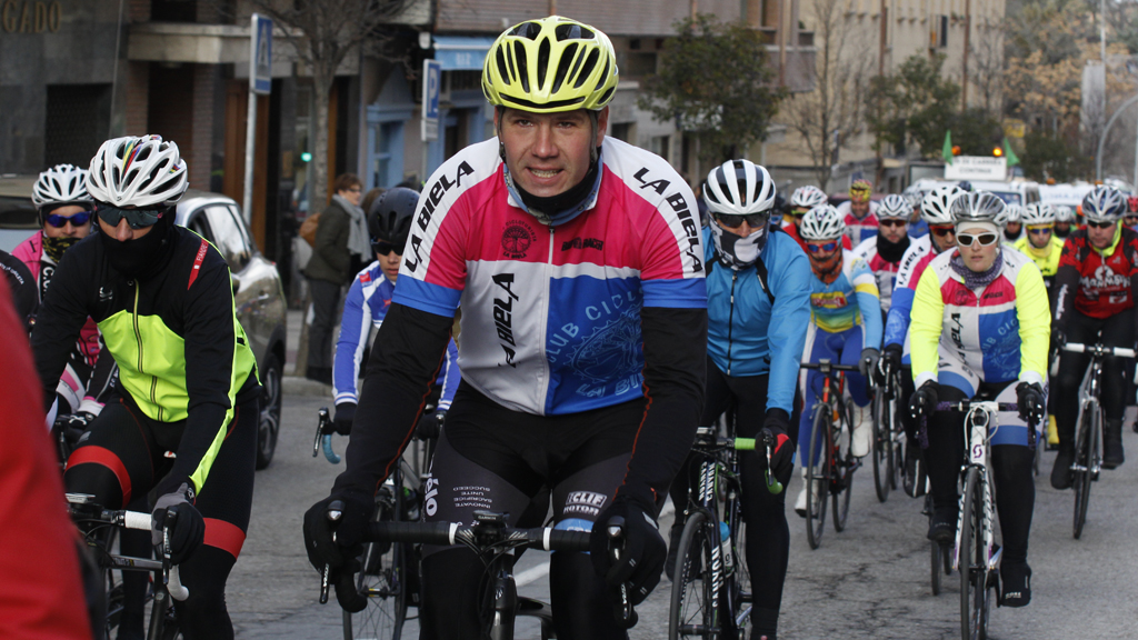 Salida del pelotón. / NEREA LLORENTE