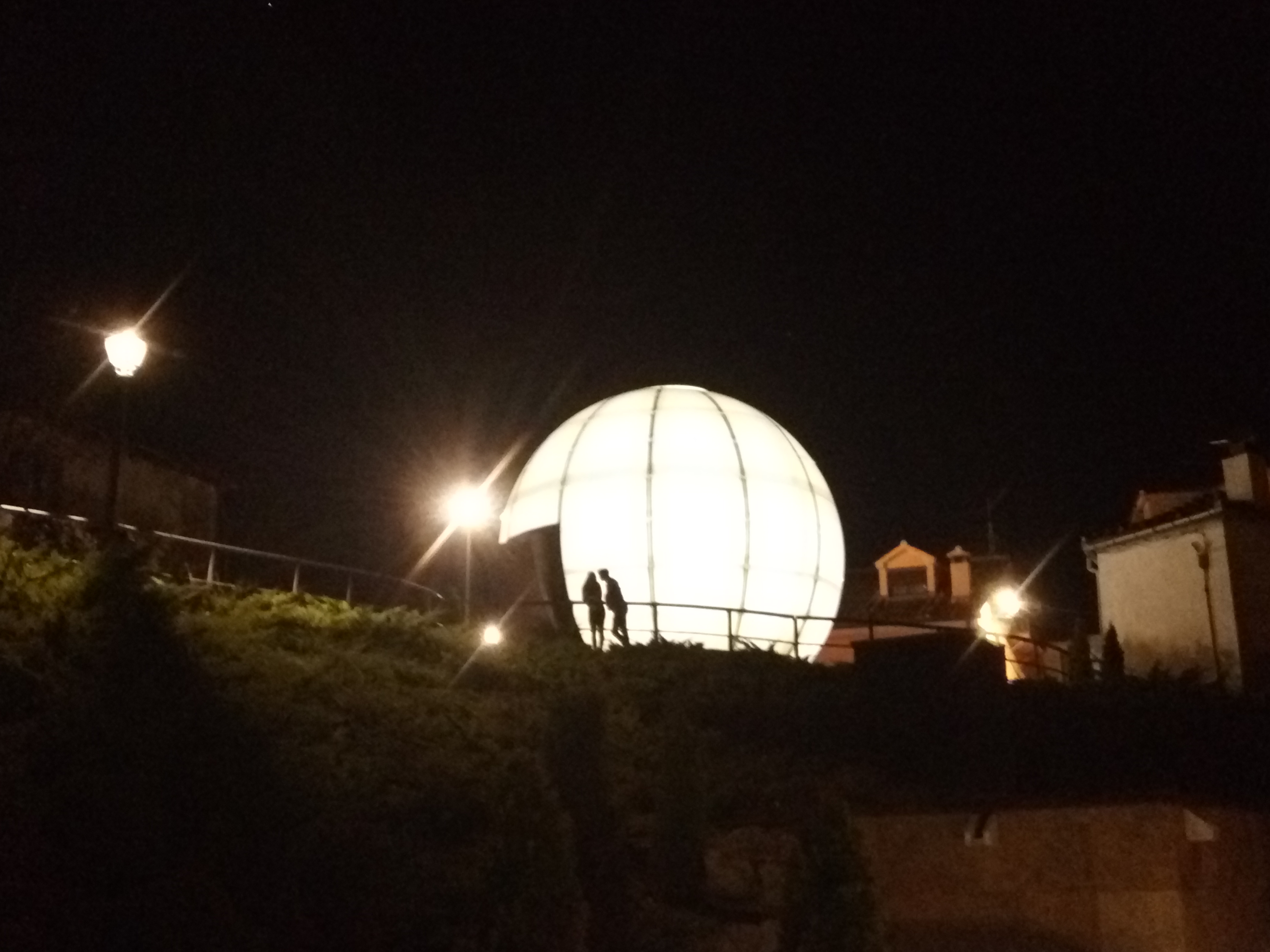 ‘La Bola’ tiene juegos gratuitos a disposición de los jóvenes del municipio