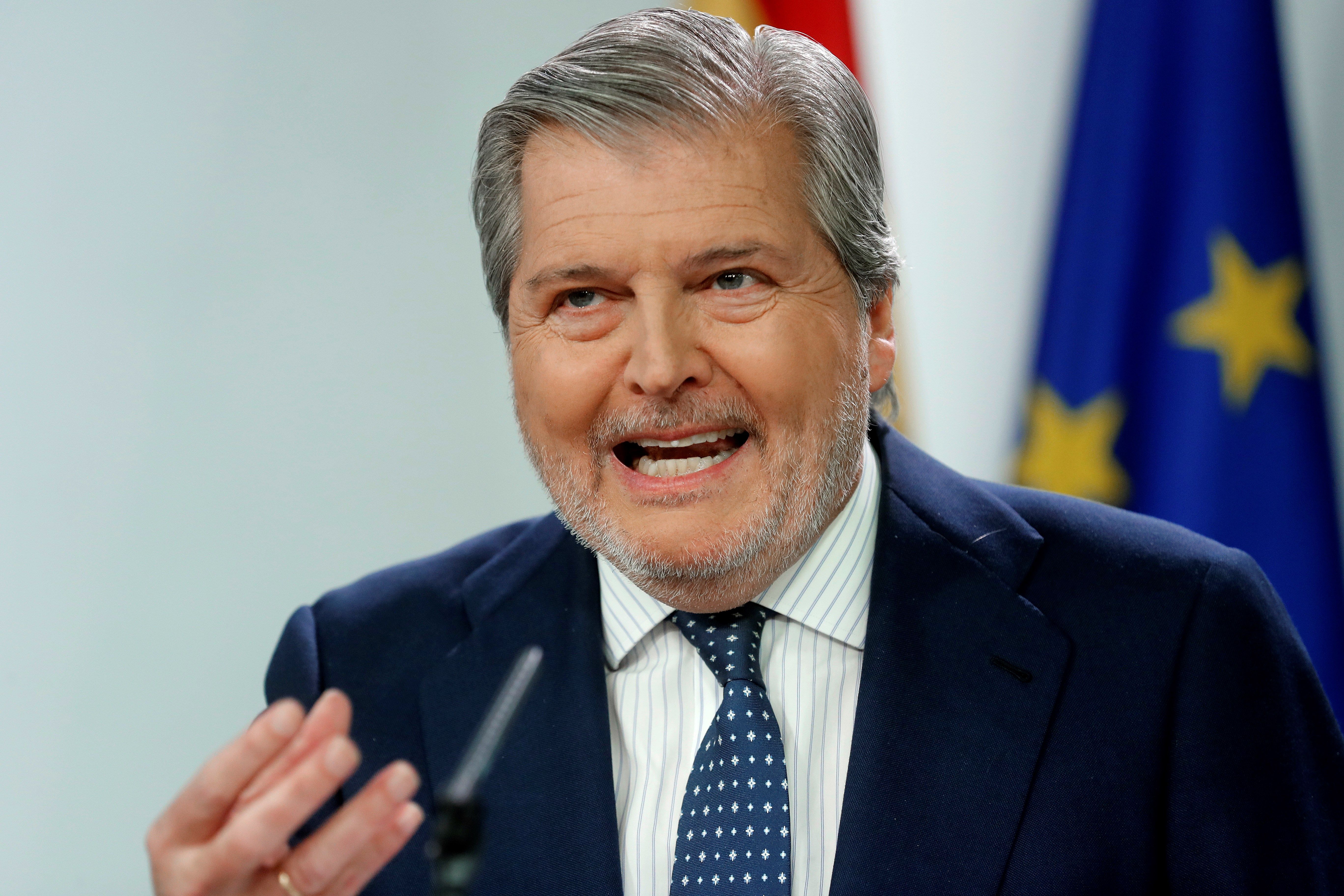 El portavoz del Gobierno, Íñigo Méndez de Vigo, durante la rueda de prensa ofrecida en el Palacio de Moncloa.