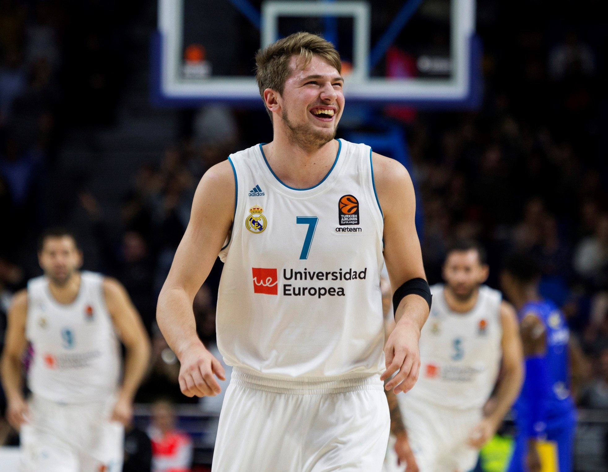 El base esloveno del Real Madrid Luka Doncic será una de las piezas clave en el partido ante el Khimki. / efe