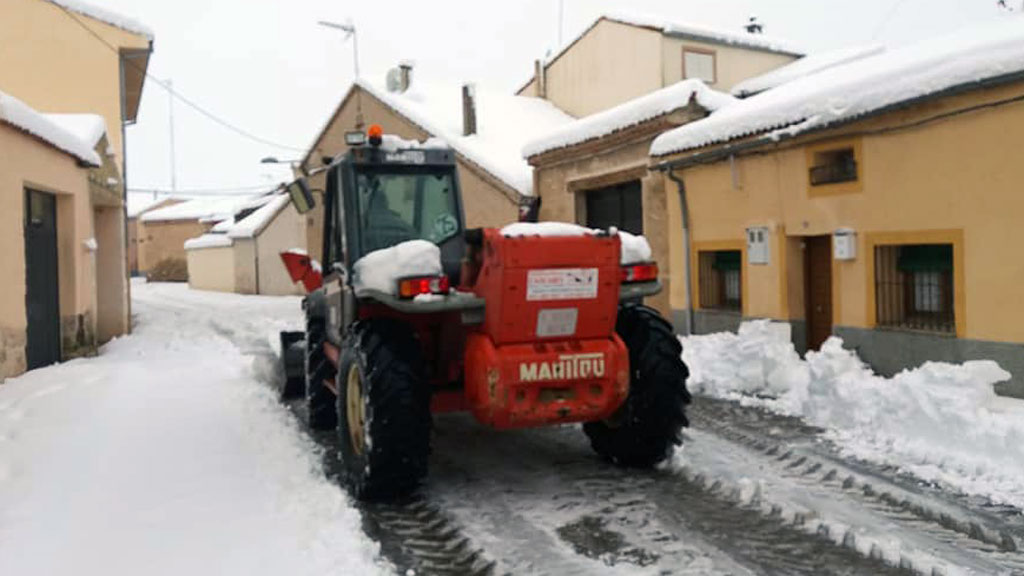 4_1-maquina-nieve.jpg