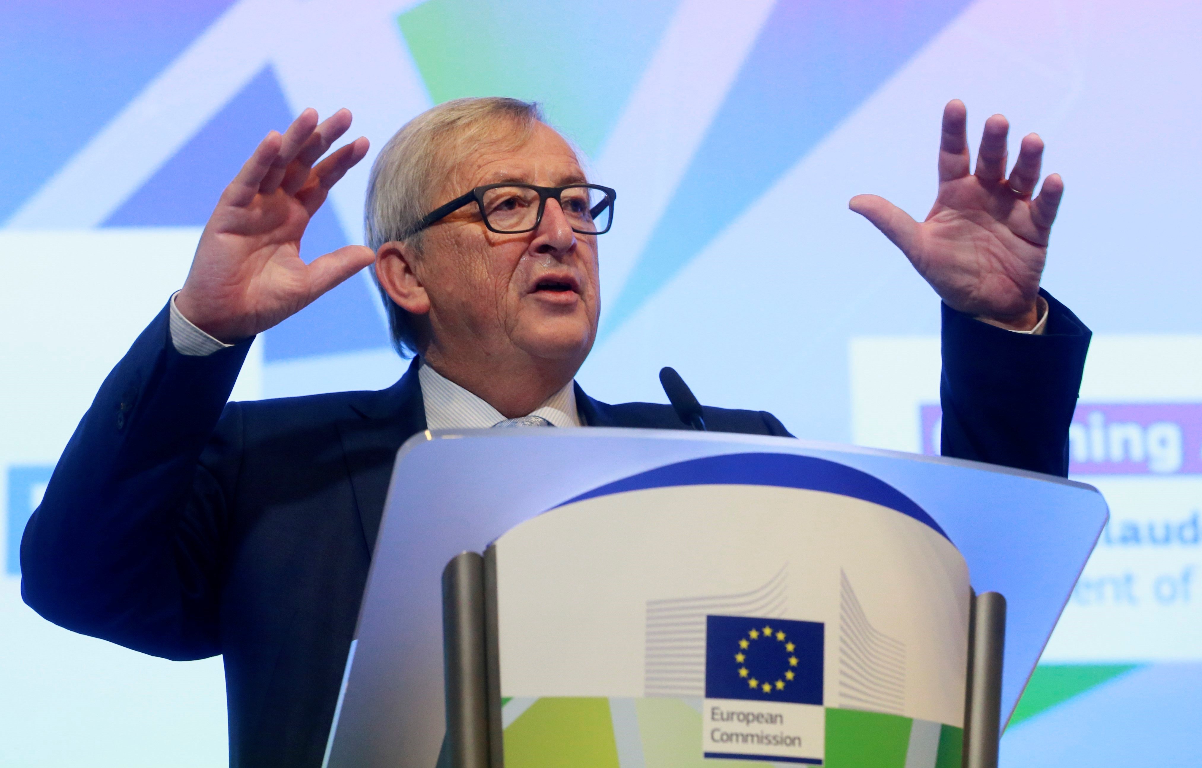 El presidente de la Comisión Europea, Jean-Claude Juncker, pronunciando su discurso, ayer en Bruselas