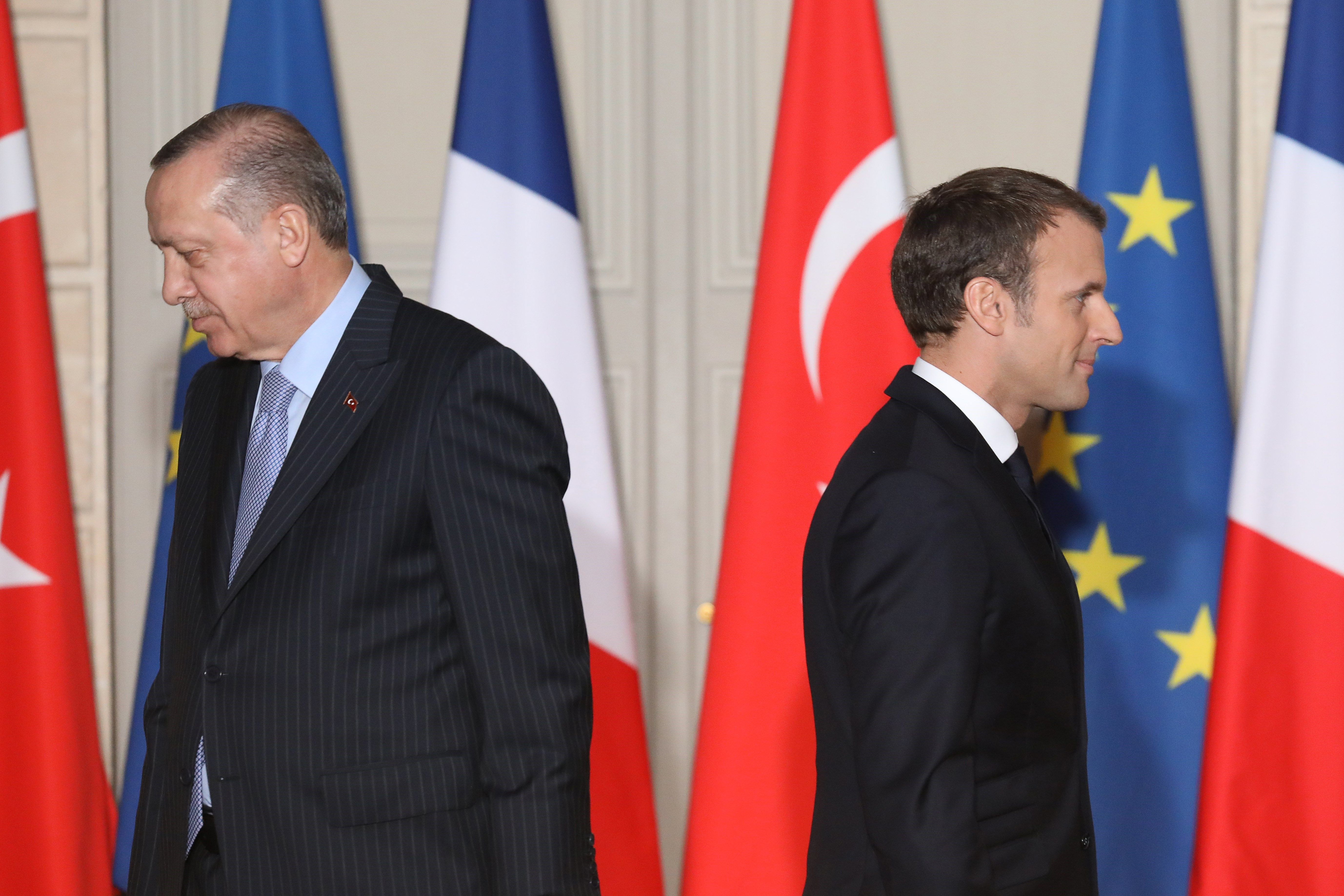 Los presidentes de Turquía y Francia, Recep Tayyip Erdogan y Emmanuel Macron, ayer en París.