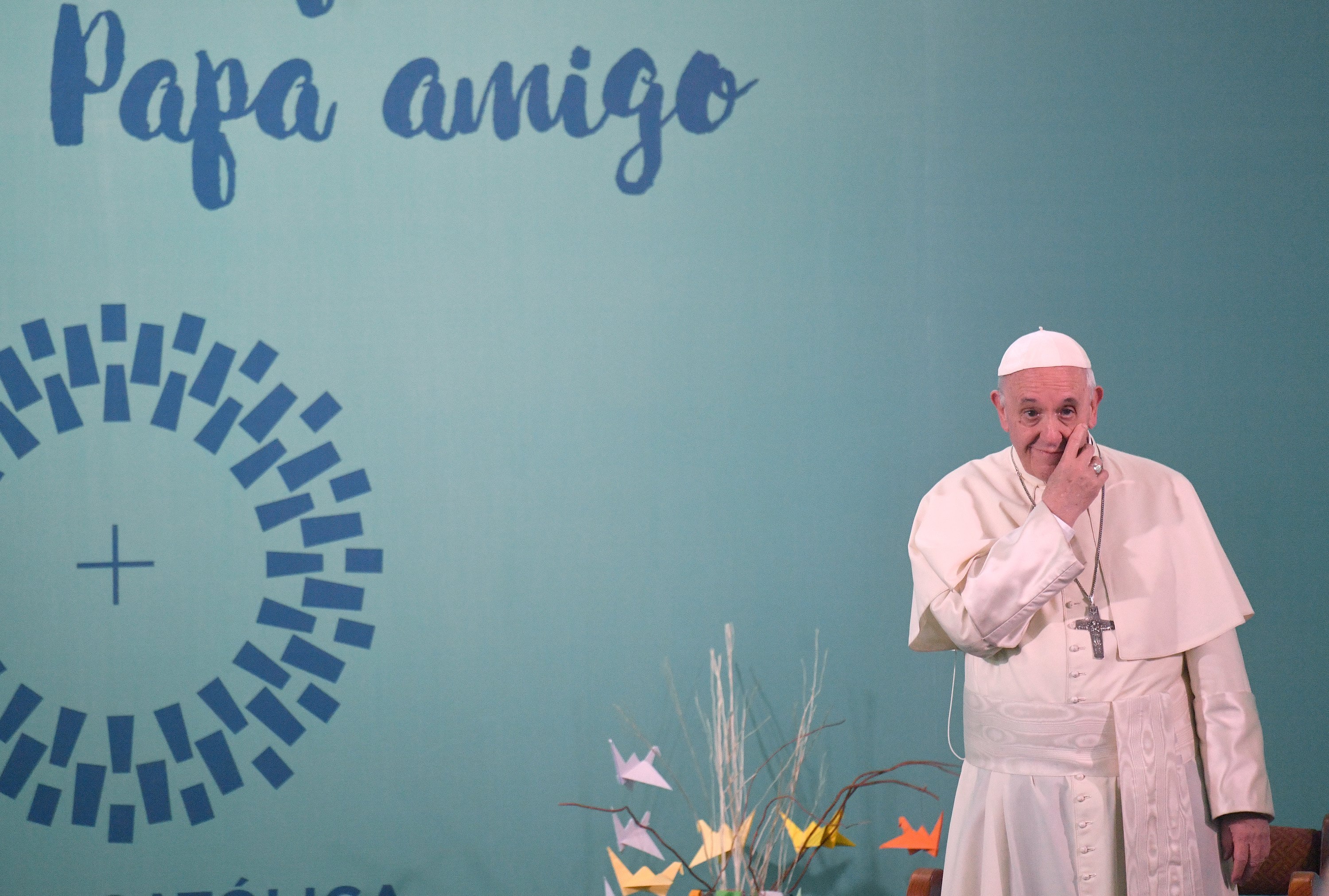 El papa Francisco ayer en el centro penitenciario femenino de San Joaquín, en Santiago de Chile.