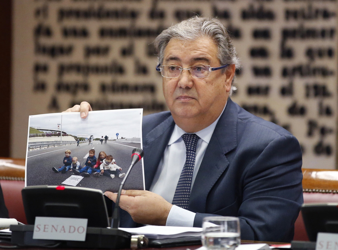 El ministro del Interior, Juan Ignacio Zoido, en su comparecencia.