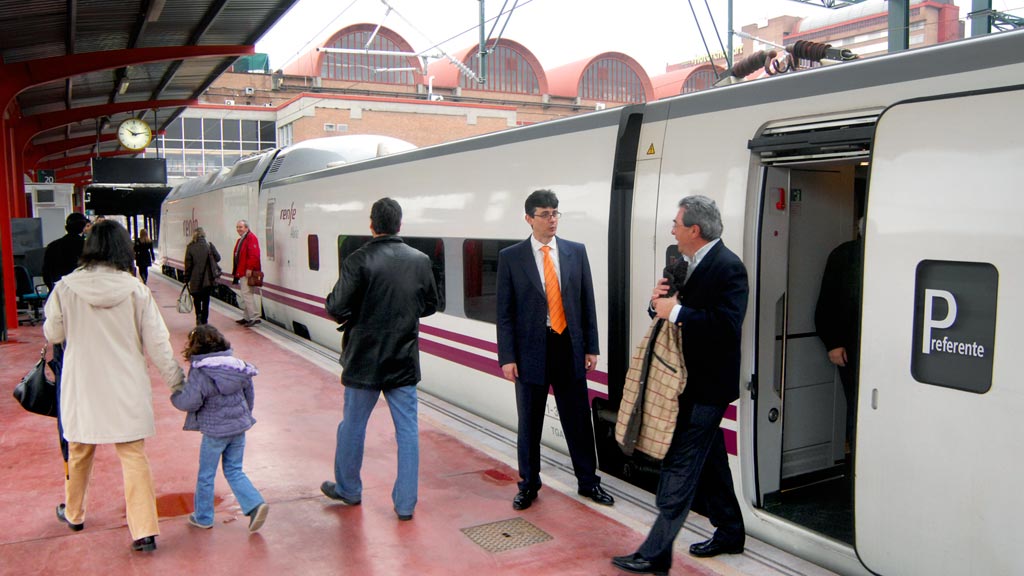 07-1kama-Primer-Viaje-Lanzadera-Avant-Madrid