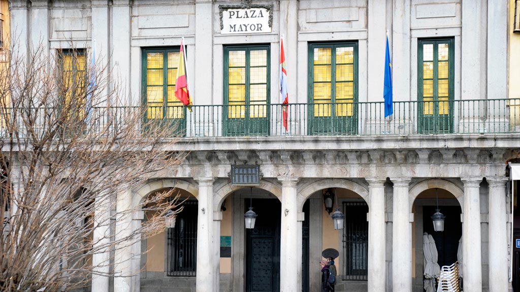 Ayuntamiento-Segovia-Fachada_KAM6750