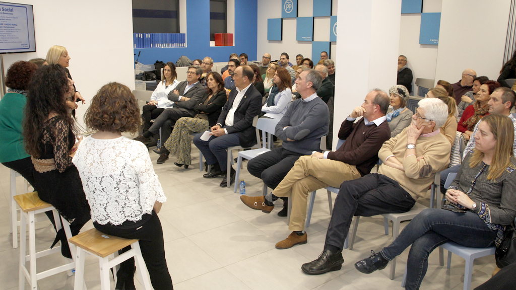 Un momento del foro celebrado ayer. / Nerea Llorente