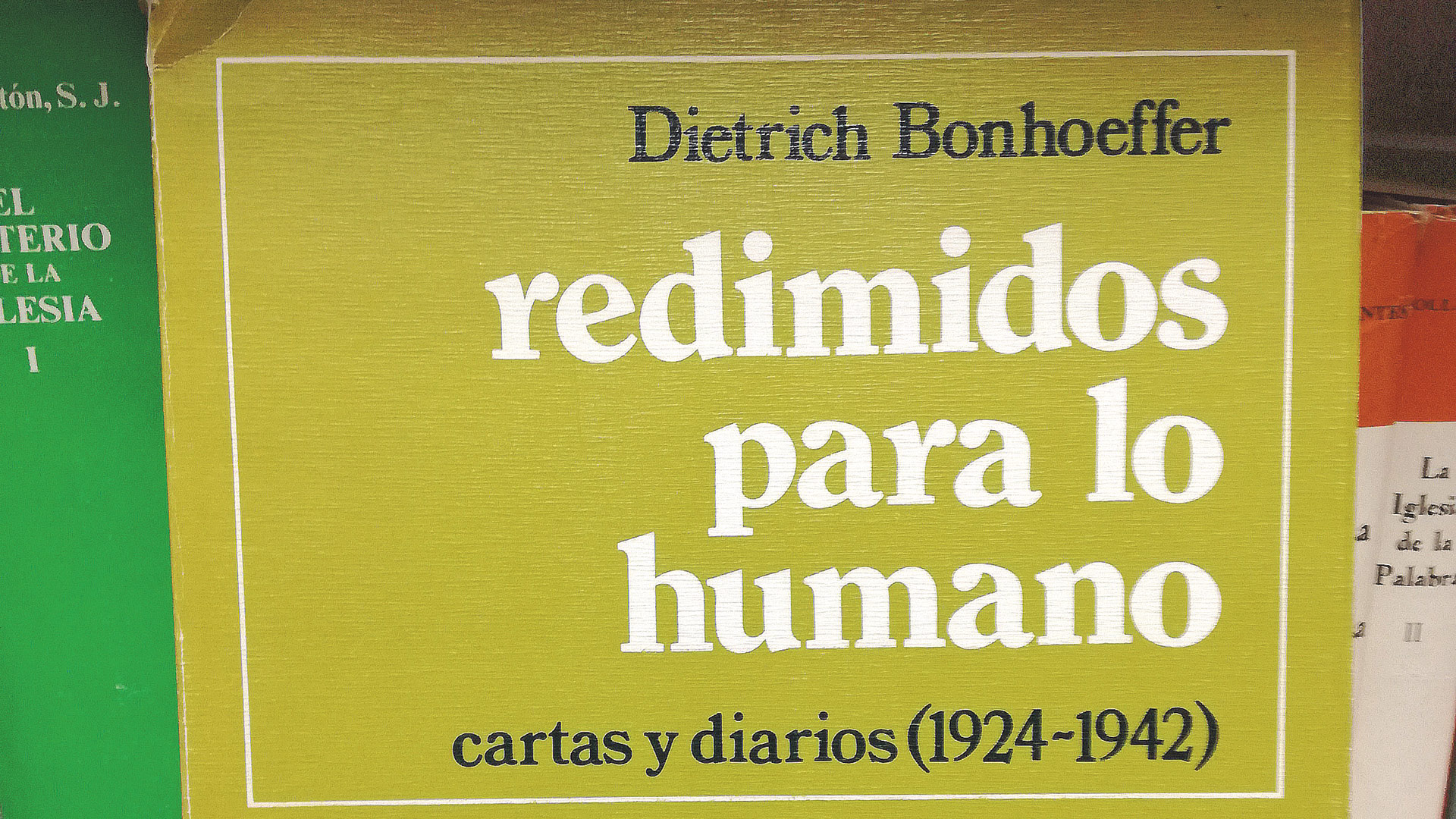 26-01.Ejemplar-de-libro-de-