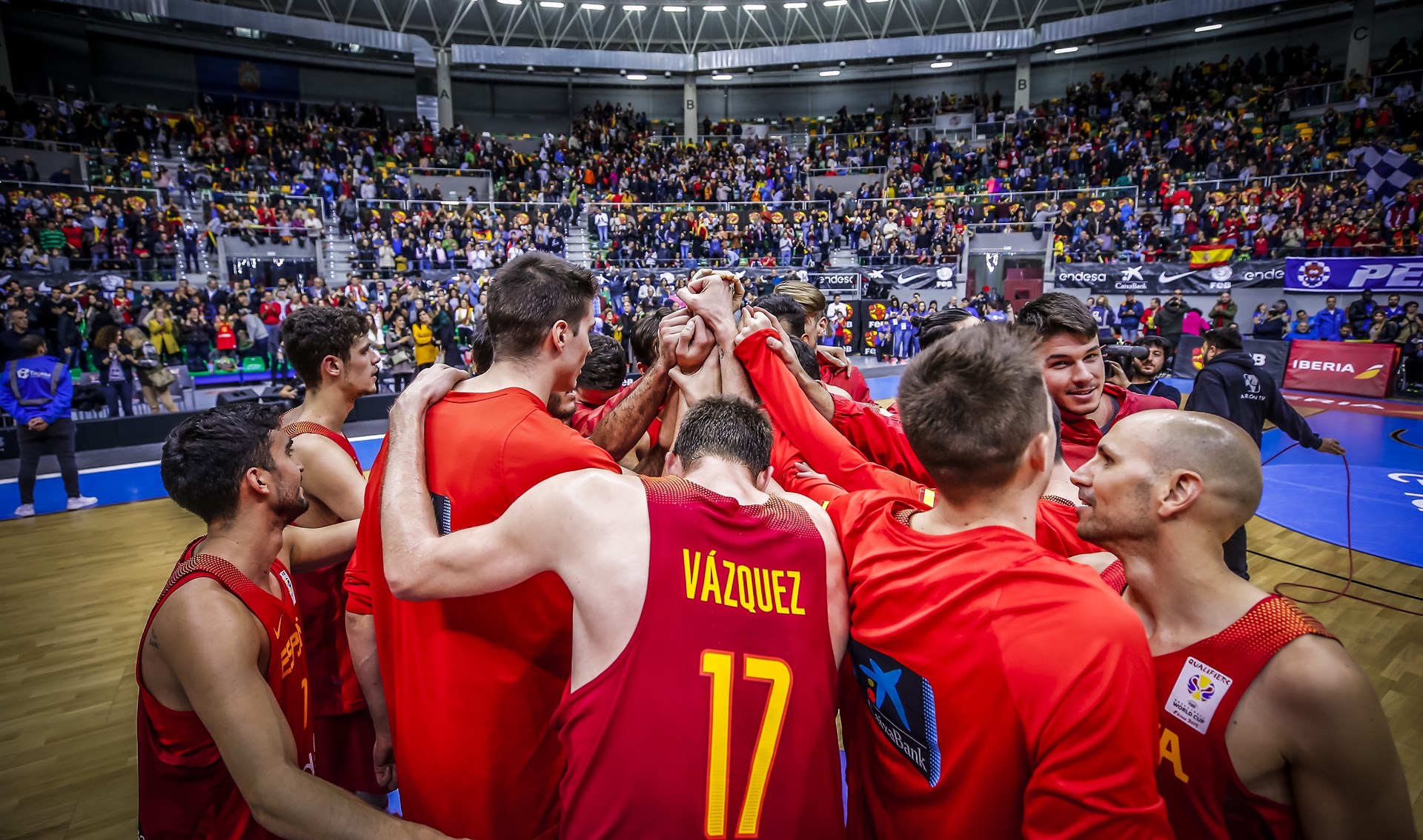 España solventó con triunfo sus partidos ante Montenegro y Eslovenia.