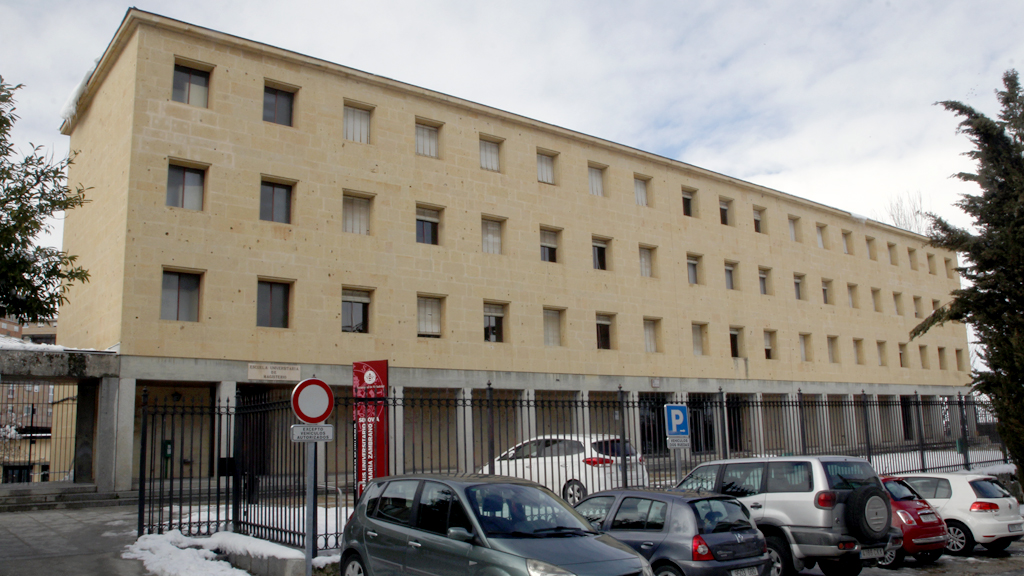 7_1nerea-uva-magisterio