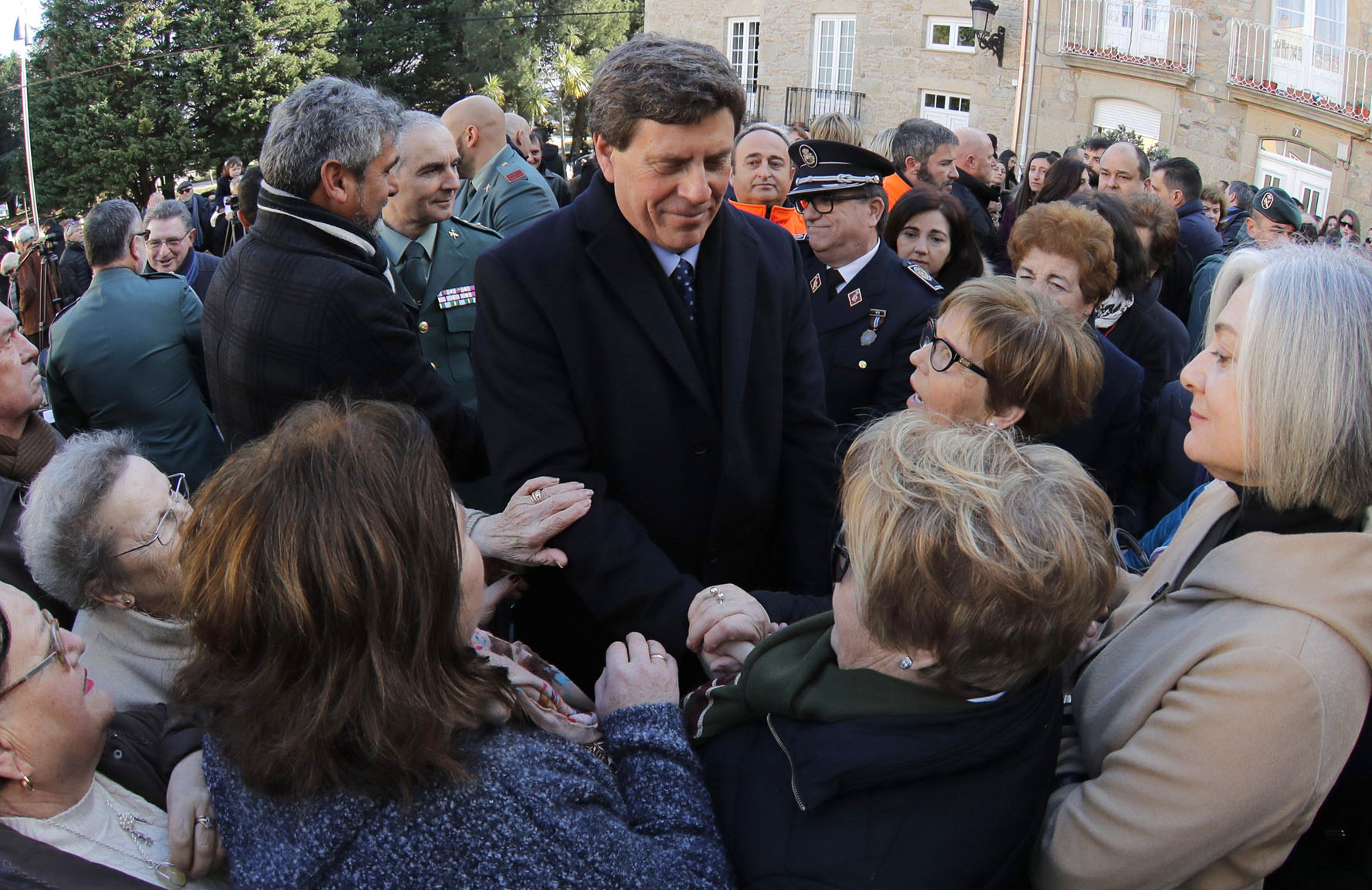Juan Carlos Quer recibió el cariño y el apoyo de numerosos vecinos de la localidad coruñesa de A Pobra.