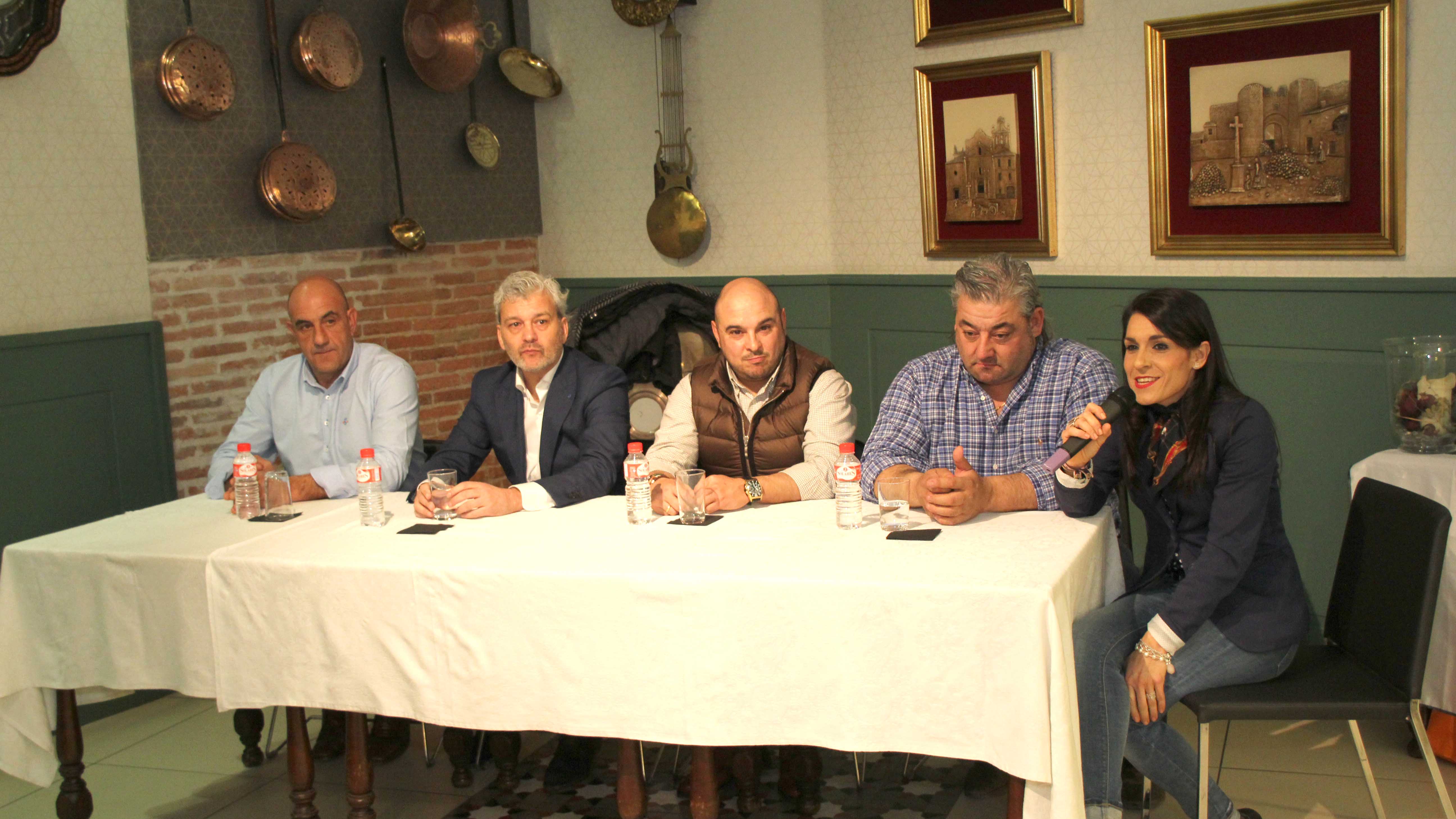 Charla Amigos del Caballo