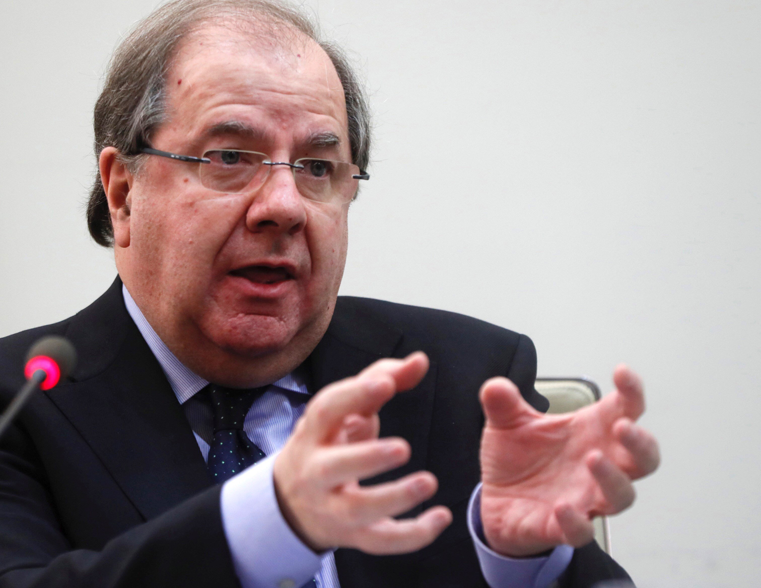 Juan Vicente Herrera firmará en pocas fechas un acuerdo sobre Diálogo Social “muy ambicioso”. / EFE