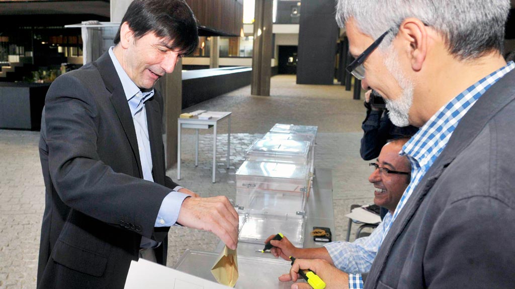 09-1kama_Elecciones-UVA-Agustin-Garcia-Matilla_KAM6241