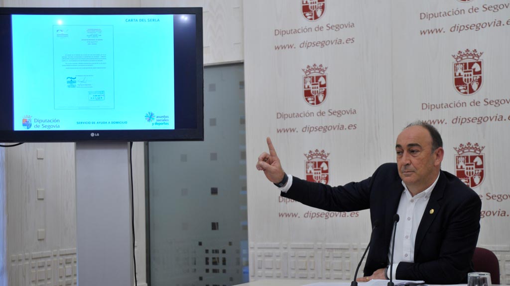 Miguel Ángel de Vicente, ayer durante la rueda de prensa. / kamarero