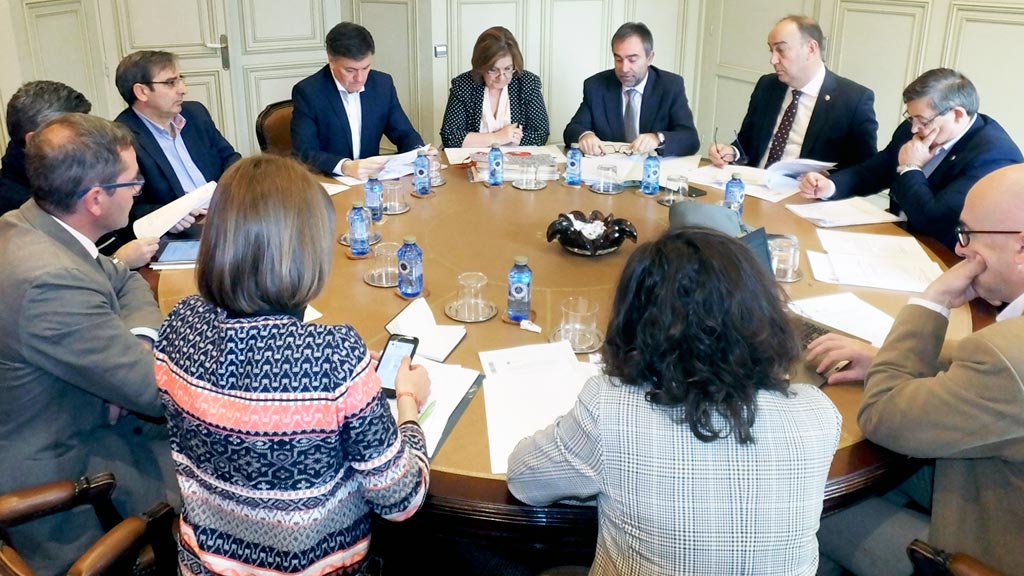 Reunión de la última Junta de Gobierno de la Diputación. / el adelantado