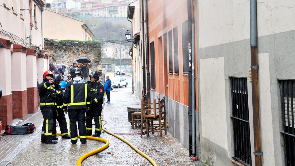 Incendio-Estufa-San-Lorenzo_KAM7113