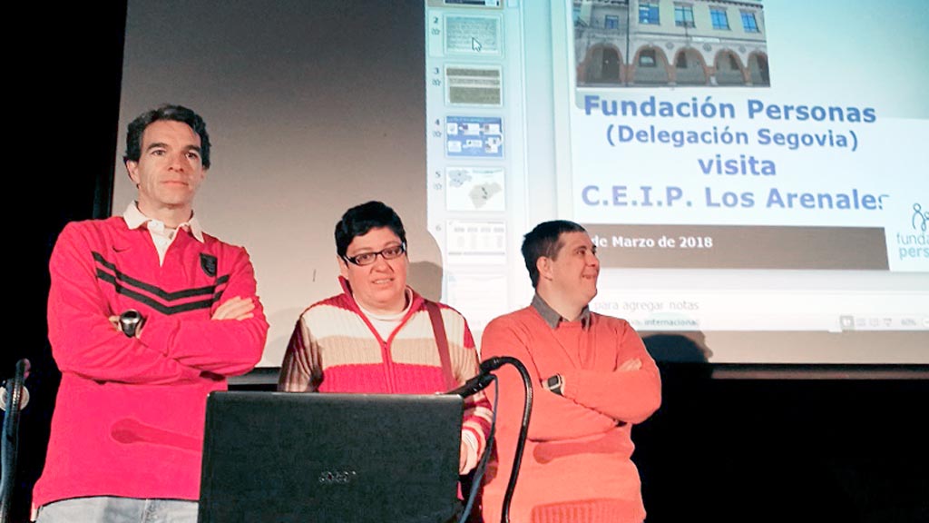 Un momento de la charla en el colegio. / el adelantado