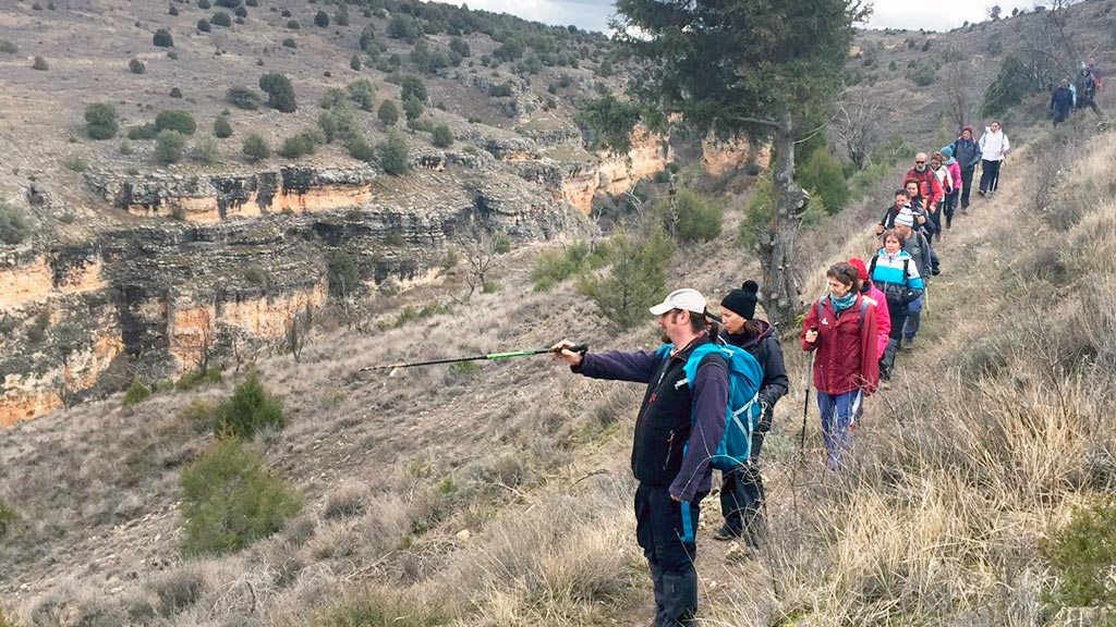 La excursión por la cañón estuvo guiada por María del Mar García y Jesús Sanz. / el adelantado