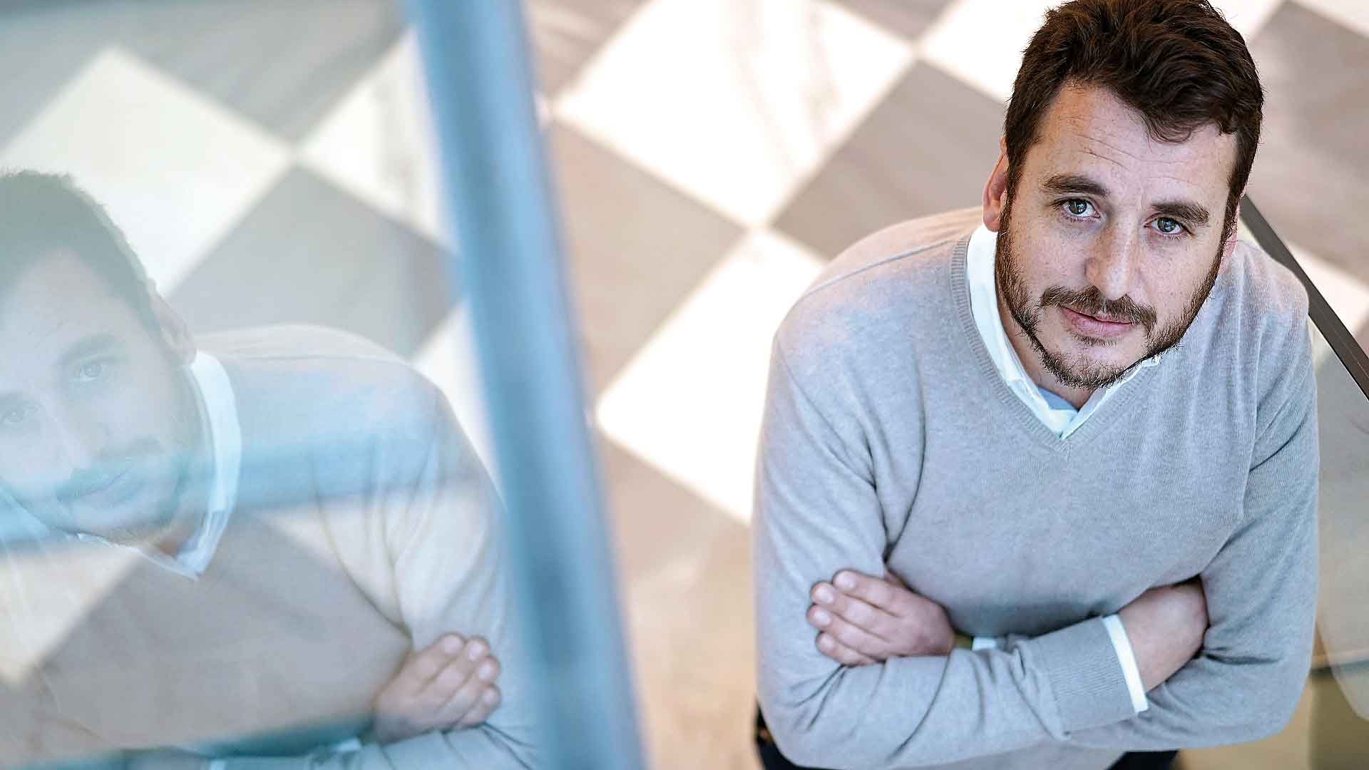 El segoviano Juan Alcalde es el coordinador de los Seminarios Avanzados de IE University. / Roberto Arribas