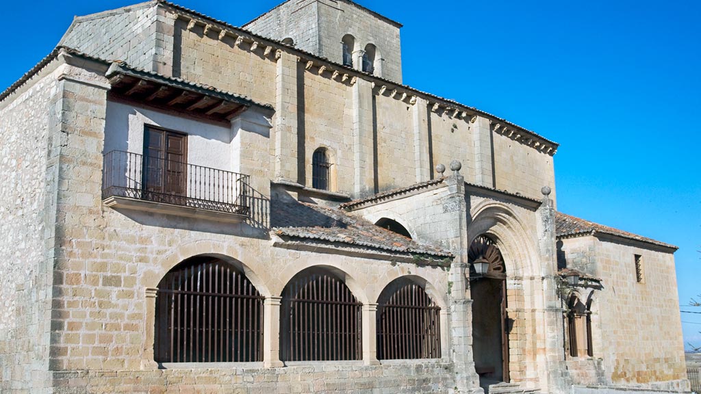 El Santuario de la Virgen de la Peña es una de las joyas patrimoniales de Sepúlveda. / kamarero