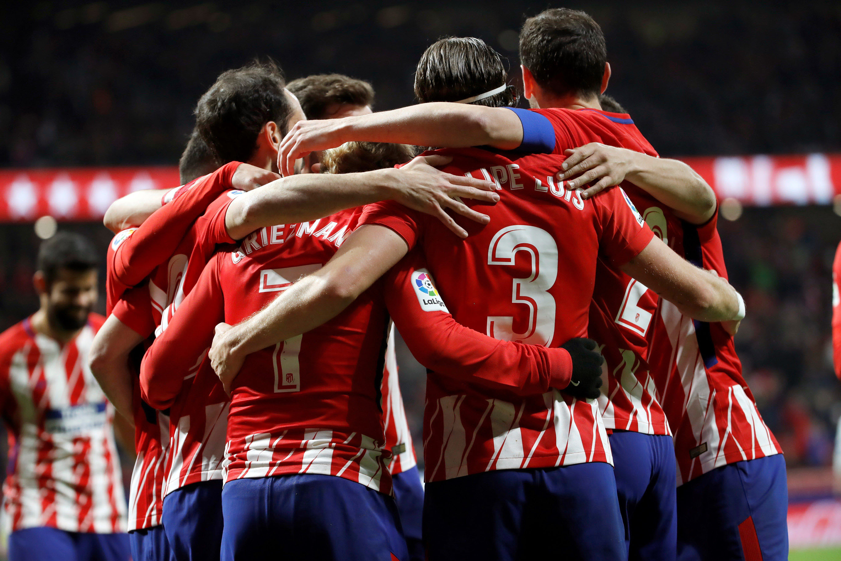El Atlético cortó en el Camp Nou una racha positiva de resultados que espera recuperar ante el Lokomotiv de Moscú.