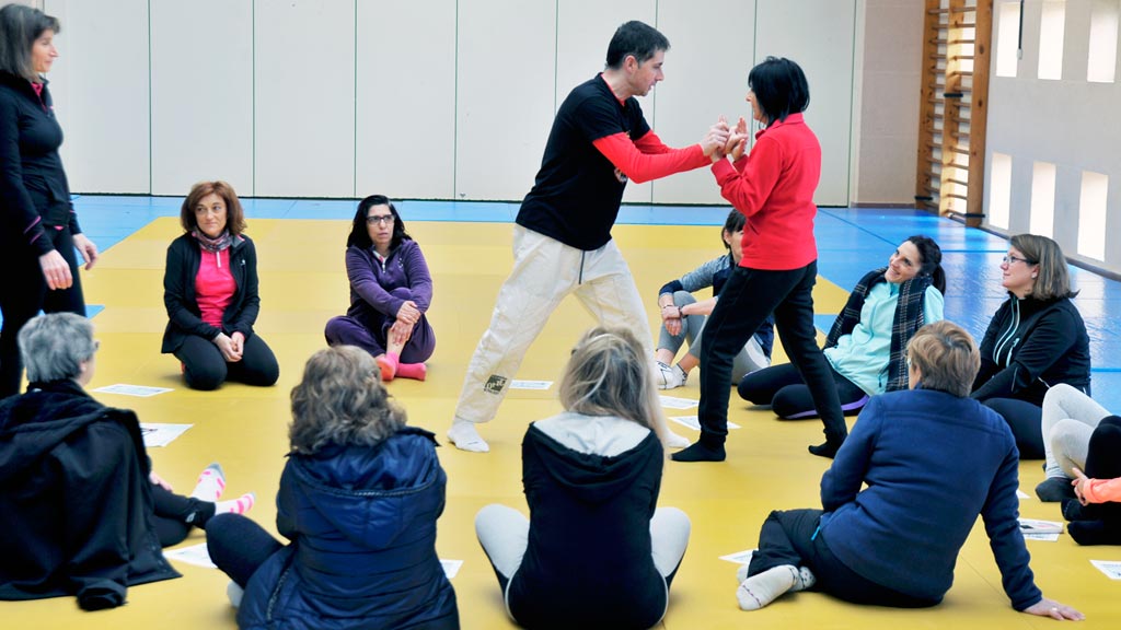 56kama_UGT-Jornada-Defensa-Personal_KAM2016