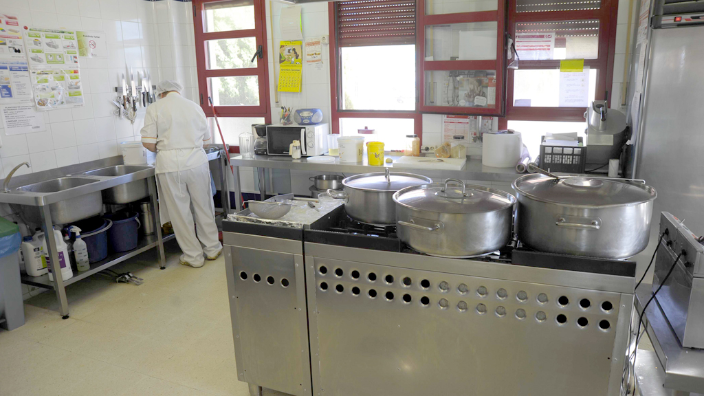 7_1-comedor-La-Lastrilla