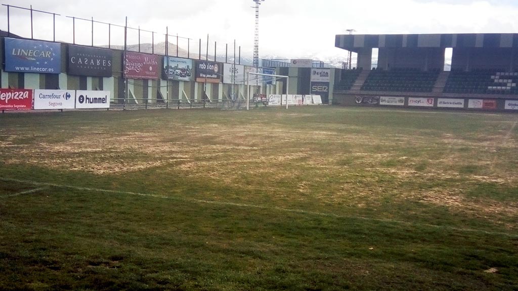 d2-1-futbol-campo-la-albuera