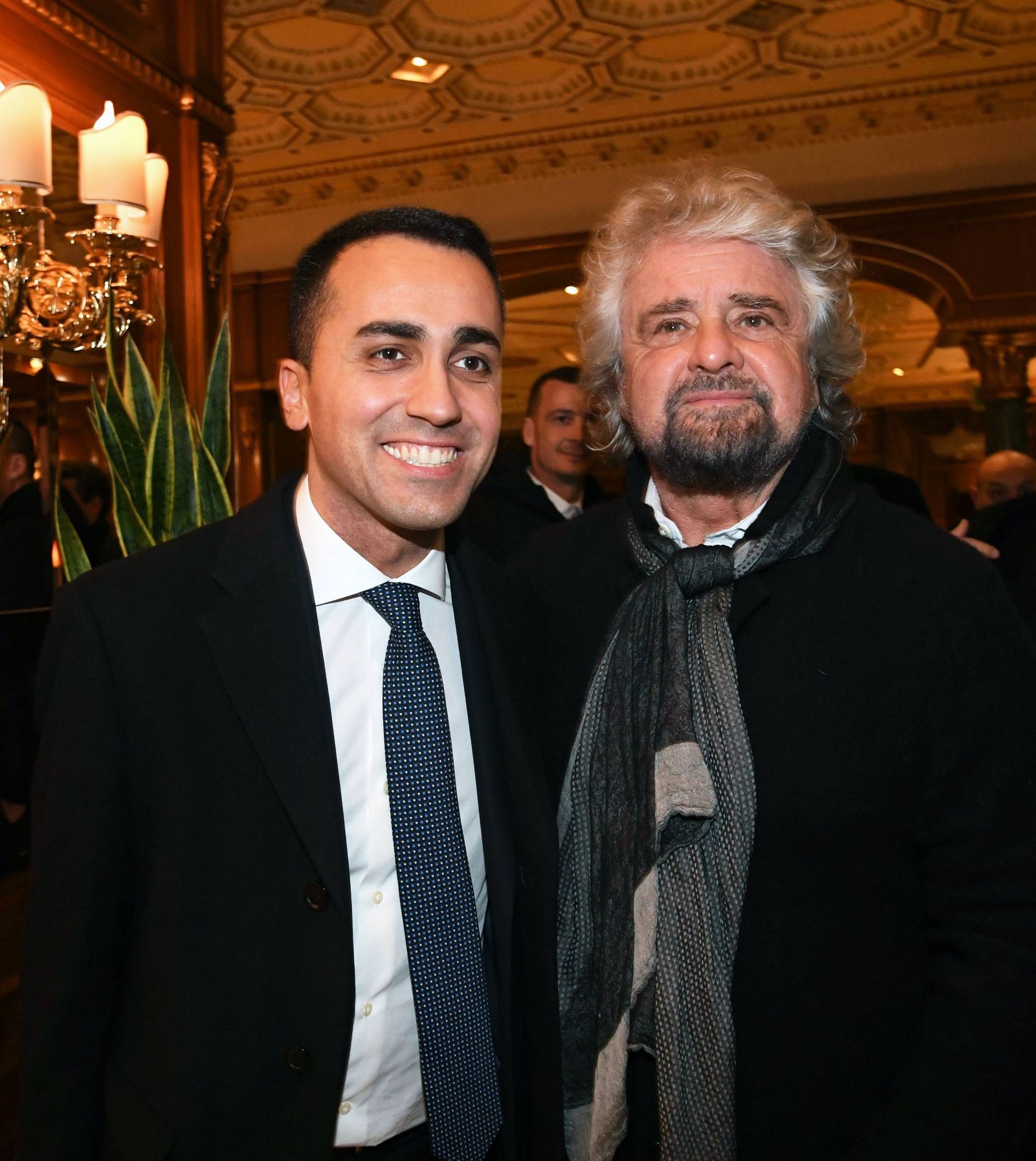 El candidato a las elecciones generales de Italia por el Movimiento Cinco Estrellas y el fundador del partido Beppe Grillo.