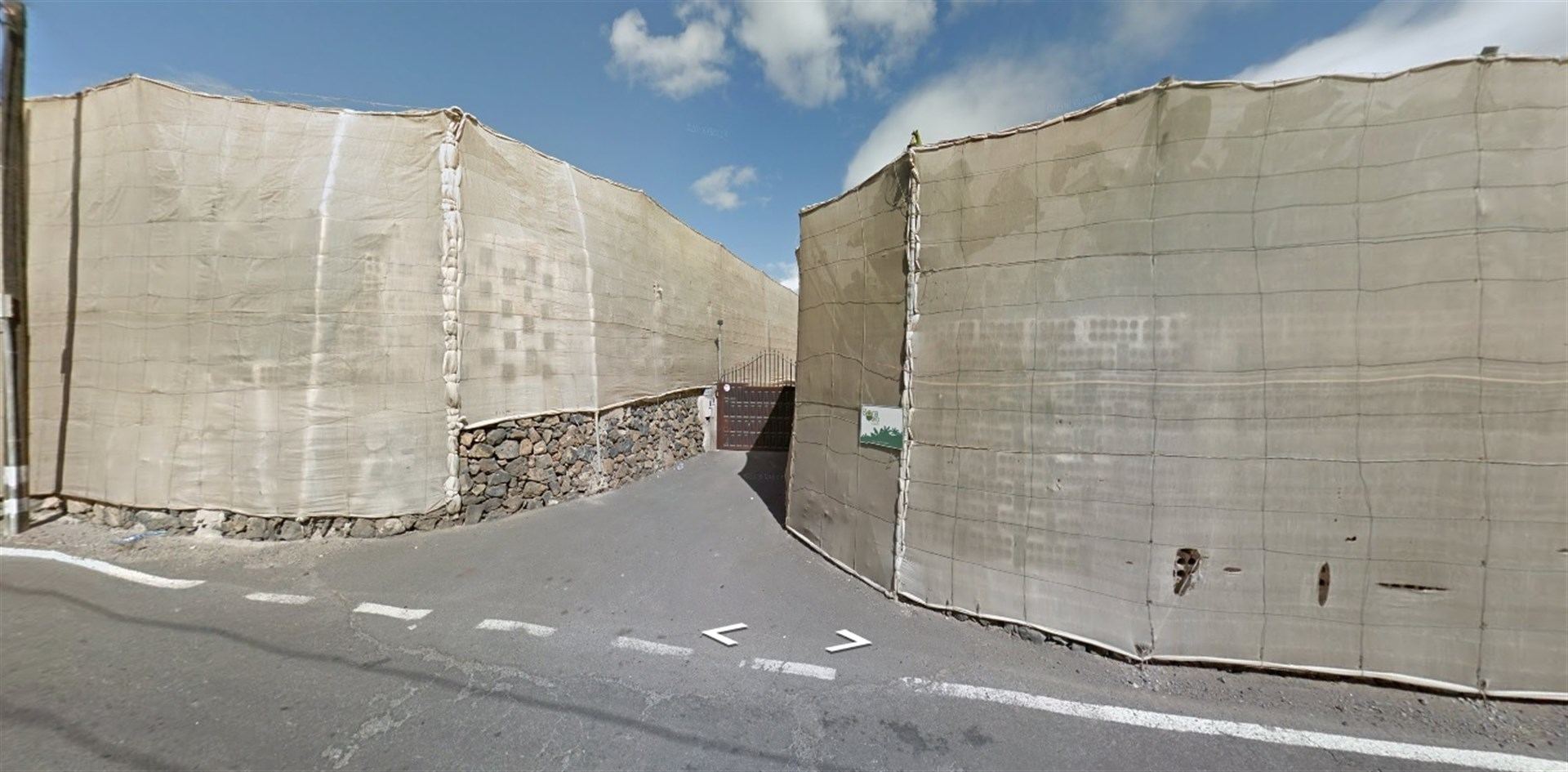 Imagen de la finca donde sucedieron los hechos y aparecieron los cadáveres de los familiares del asesino.