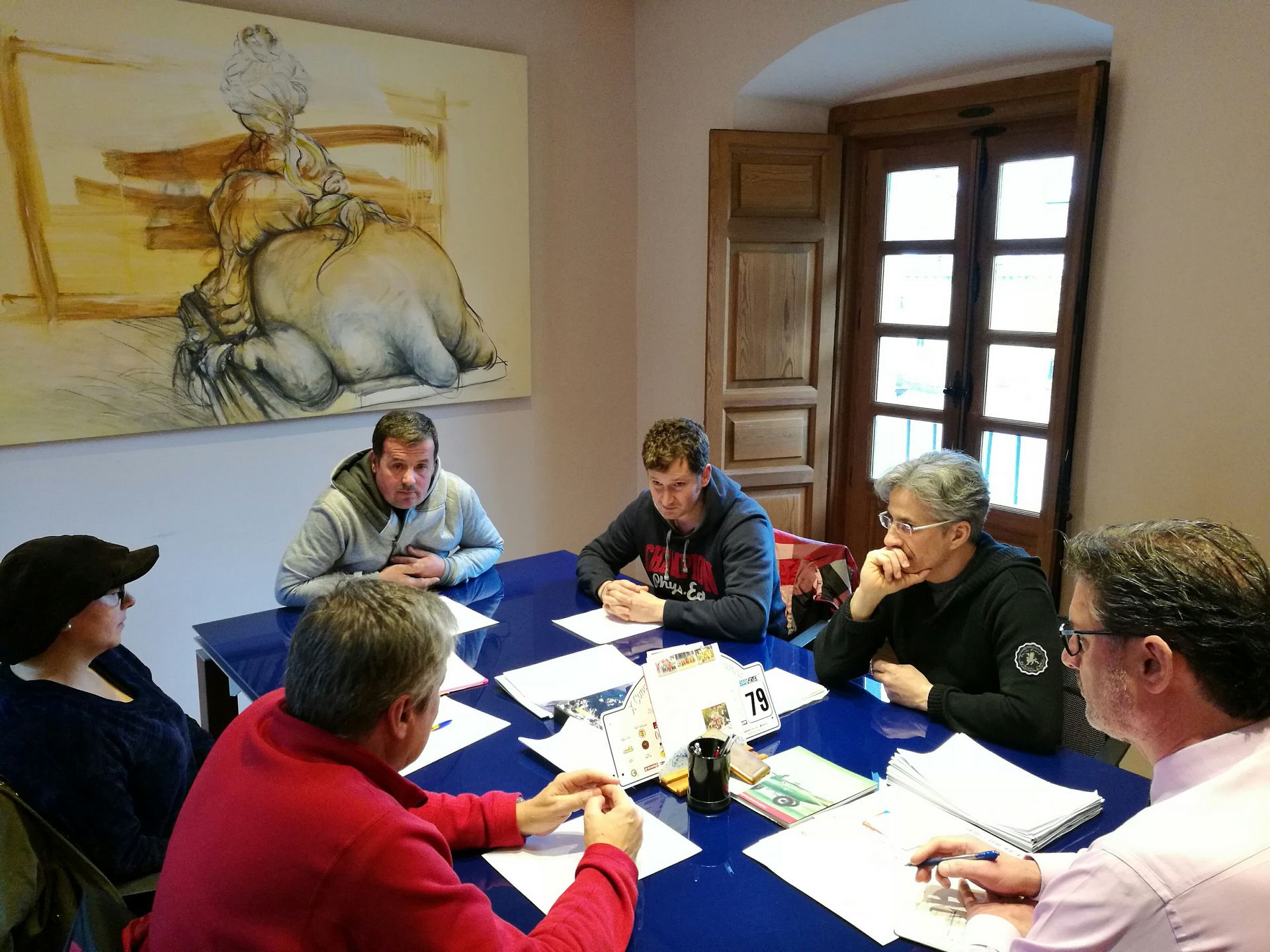 Solicitan que la Junta inspeccione el ganado y localice a sus propietarios.