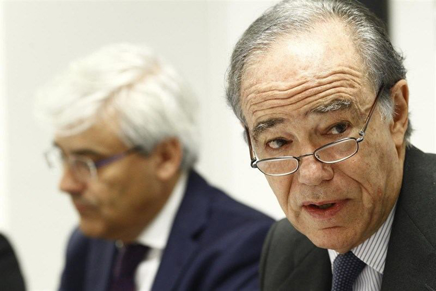 El presidente del patronato del Teatro Real, Gregorio Marañón, durante una intervención ante los medios.