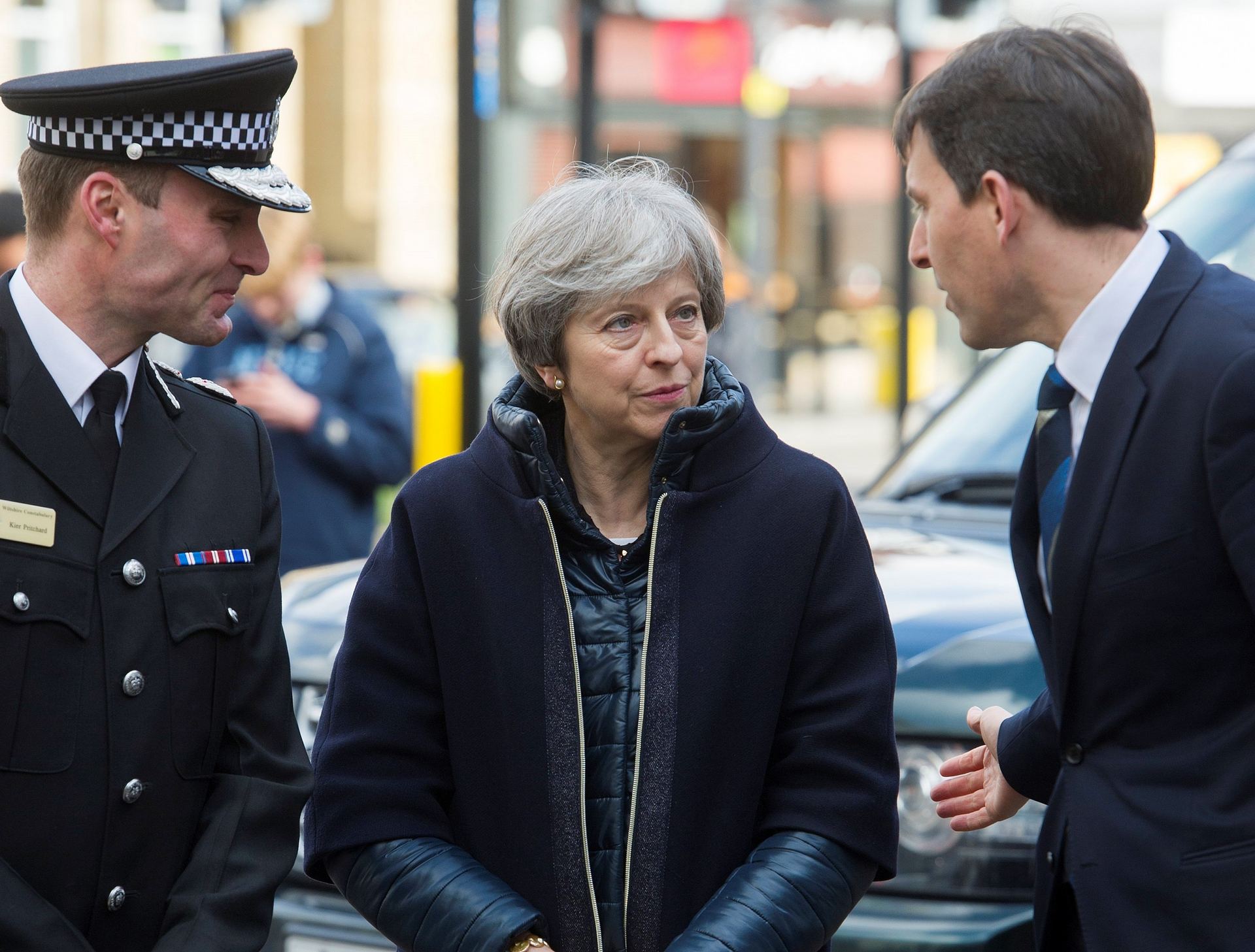 May agradece labor de los servicios de emergencia ante el ataque “descarado”