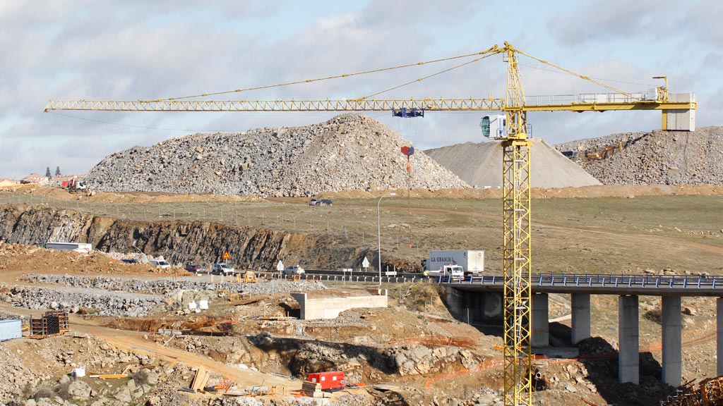 04-1ner-obras-SG20-gruas