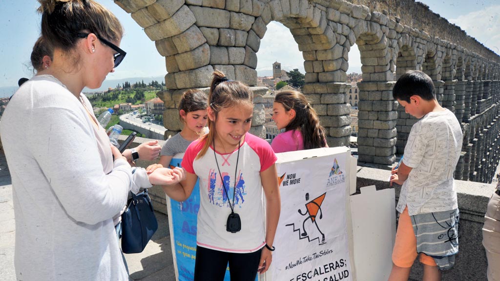 07-1kama_CEIP-Fray-Juan-Aneja-Dia-Sin-Ascensor_KAM2098