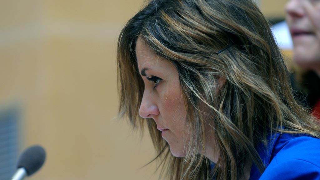 Ayuntamiento-Pleno-Raquel-Fernandez_KAM1999