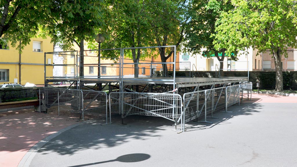 Plaza-San-Jose-Tablado-Fiestas