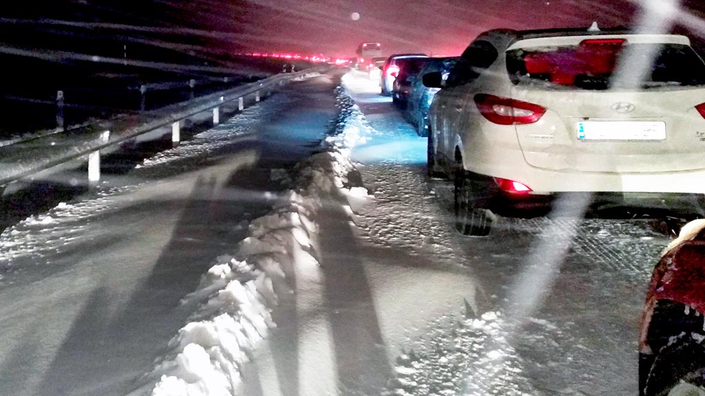 09-1efe-Nieve-AP-6-carreteras