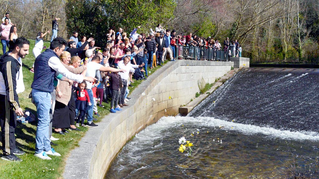 ‘Cultura Diversa’ se une a la celebración del Día del Pueblo Gitano 1 Fiesta del pueblo gitano en Segovia, el año pasado. / TAMARA DE SANTOS
