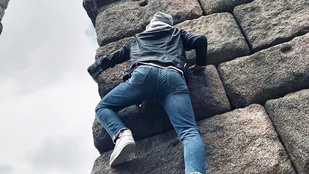 12-2-acueducto-escalador