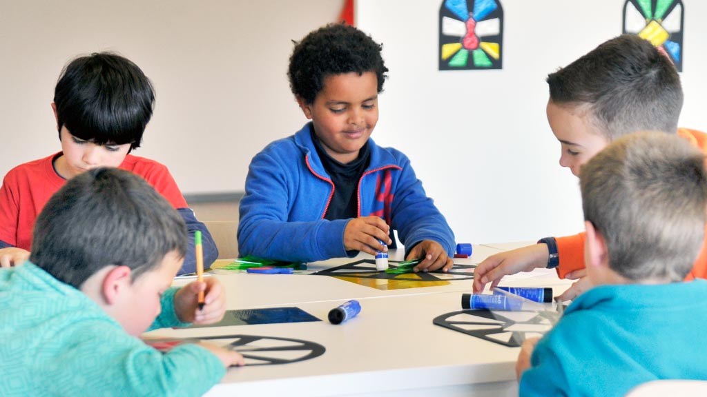 12-2kama_Biblioteca-Taller-Vidrieras_KAM9211