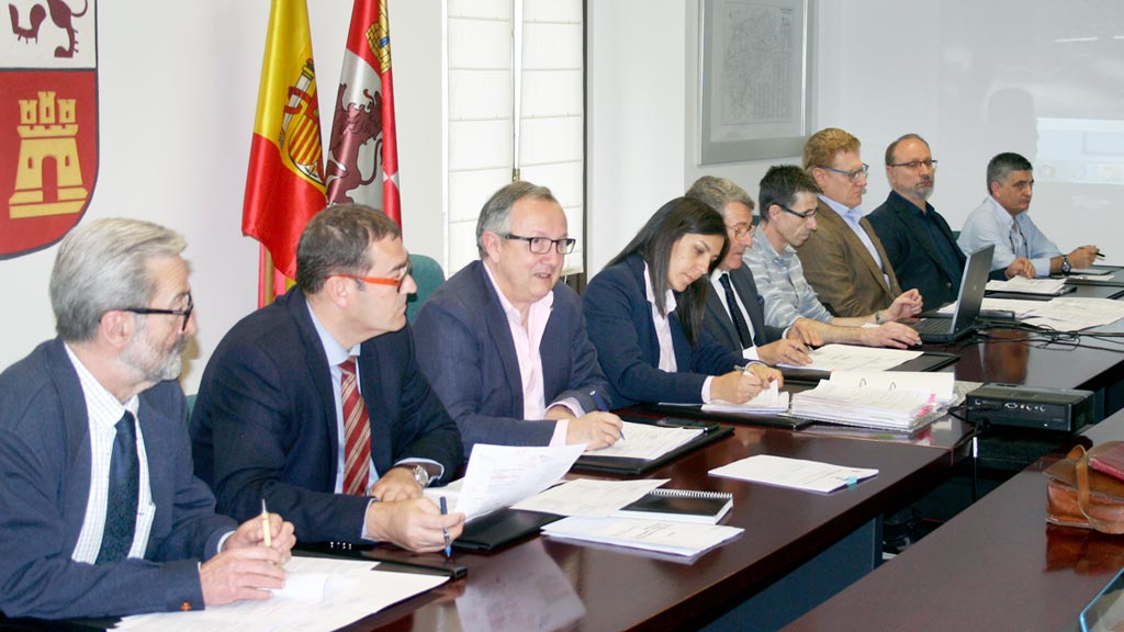 Un momento de la reunión de la Comisión de Medio Ambiente y Urbanismo. / el adelantado