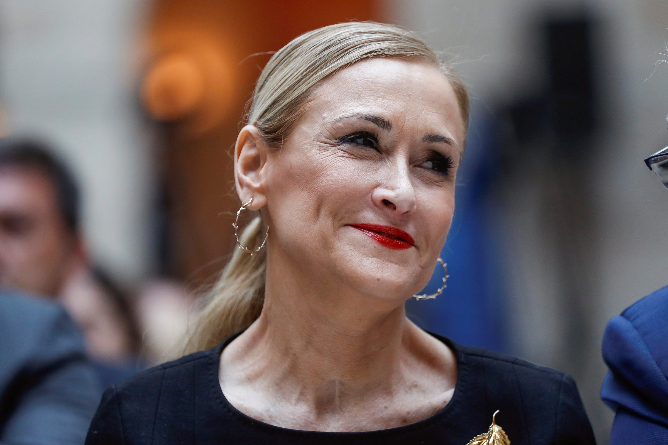 Cristina Cifuentes reapareció públicamente en un acto de la Asociación Víctimas del Terrorismo.