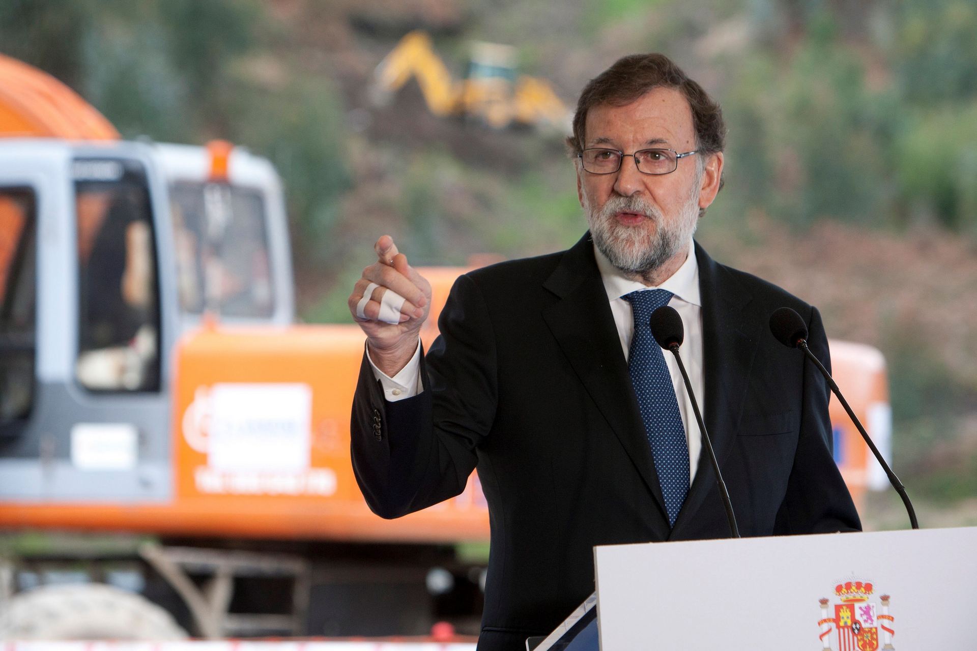 Rajoy, Feijóo y de la Serna visitan obras de la A-57 en Pontevedra