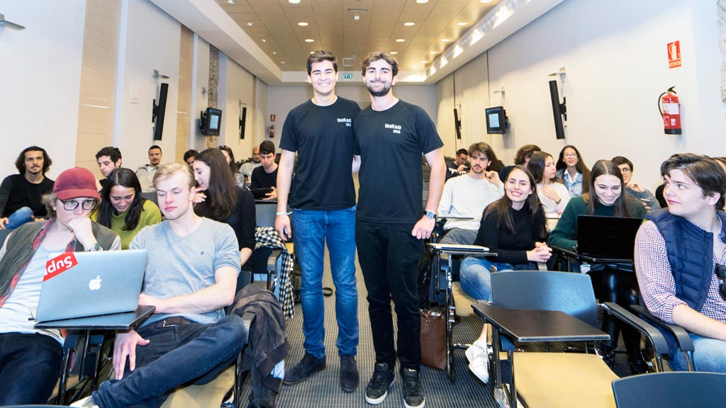 Aventura solidaria universitaria 1 48-IE-rally-solidario