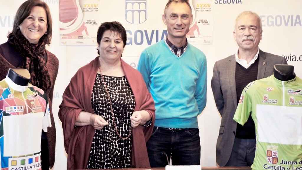 d1-1kama-Ciclismo-Ayuntamiento-RP-Vuelta-Castilla-y-Leon_KAM1355